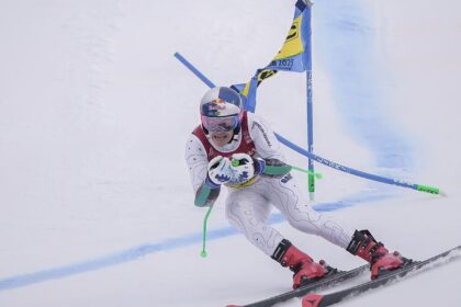 lucas-pinheiro-e-prata-em-copa-do-mundo-de-esqui-alpino,-na-suica