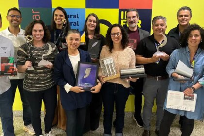 caminhos-da-reportagem,-da-tv-brasil,-ultrapassa-marca-de-100-premios