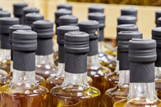 anvisa-proibe-venda-de-azeite-e-suspende-doce-de-leite-e-sal-grosso