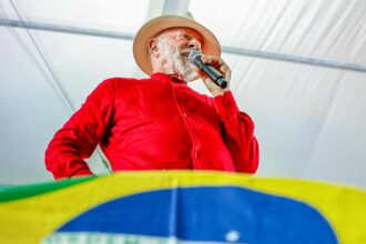 “trump-quer-criar-nova-onu”,-diz-lula-sobre-conselho-de-paz