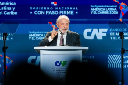 divididos,-somos-frageis,-diz-lula-ao-defender-integracao-na-al