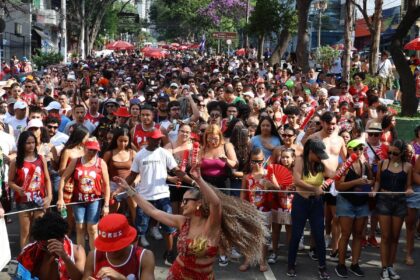 prefeitura-de-sp-estima-publico-de-16,5-milhoes-de-folioes-no-carnaval