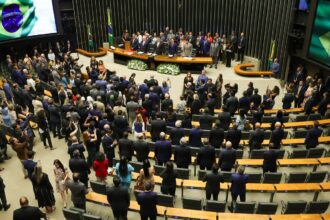 em-mensagem-ao-congresso,-lula-defende-fim-da-escala-6×1