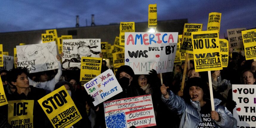 desordem-mundial-de-trump:-ong-alerta-para-autoritarismo-em-100-paises