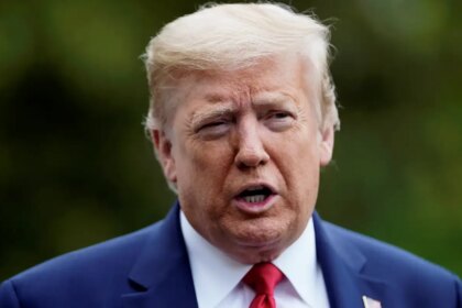 trump-posta-video-racista-com-casal-obama-como-macacos