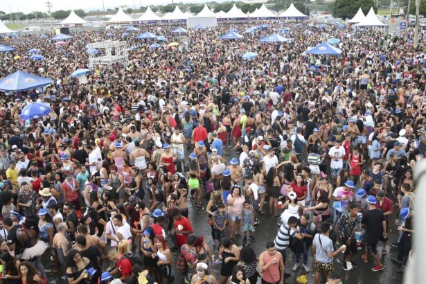 carnaval-requer-prevencao-de-acidentes-com-rede-eletrica,-diz-abradee