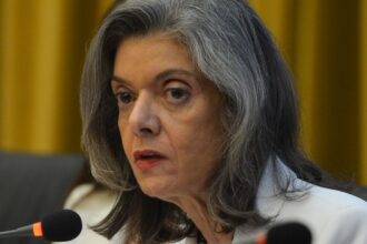 carmen-lucia-vota-contra-gratificacao-de-desempenho-a-inativos-do-inss