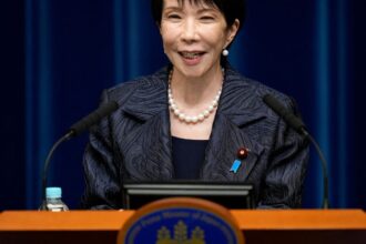 sanae-takaichi-obtem-vitoria-eleitoral-historica-no-japao