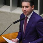 decisao-de-flavio-dino-sobre-penduricalhos-foi-“feliz”,-diz-hugo-motta