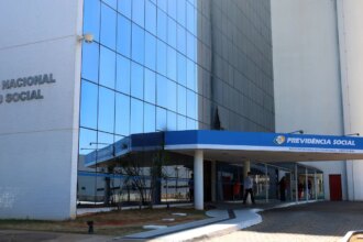 tese-da-agu-obriga-autor-de-feminicidio-a-ressarcir-pensao-do-inss