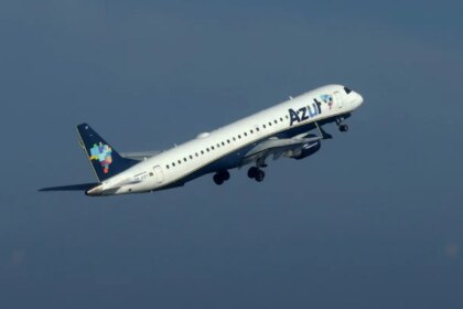 azul-fecha-acordo-de-us$-200-milhoes-com-american-e-united-airlines