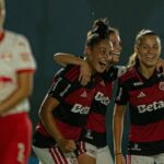 defensoras-brilham-e-flamengo-vence-bragantino-no-brasileiro-feminino