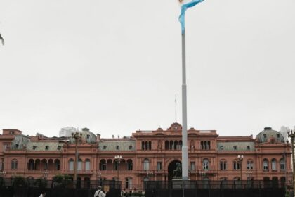 reforma-de-milei-aumenta-lucro-e-subjuga-trabalhador,-diz-advogado