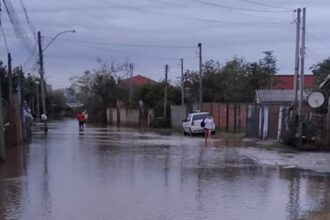 chuvas-fortes-causam-estragos-no-noroeste-do-rio-grande-do-sul