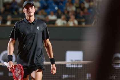 rio-open:-joao-fonseca-mira-final-nas-duplas-apos-queda-em-simples