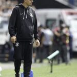 tecnico-lucas-piccinato-e-demitido-da-equipe-feminina-do-corinthians