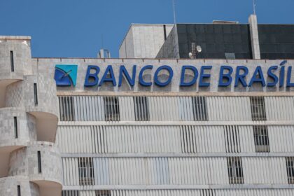 justica-bloqueia-acoes-do-brb-ligadas-a-bancomaster