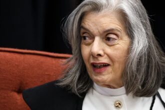 volei:-carmen-lucia-libera-participacao-de-tiffany-em-jogo-em-londrina