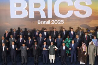 brasil-deve-adotar-cautela-entre-eua-e-ira,-parceiro-do-brics