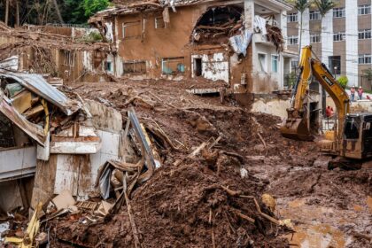 sobe-para-72-o-numero-de-mortos-nas-chuvas-em-minas-gerais