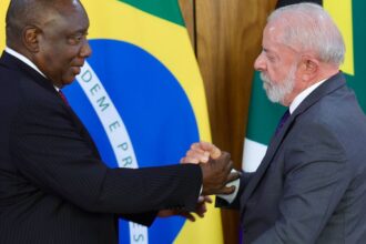 lula-cita-preocupacao-com-conflito-no-ira-e-fala-em-ampliar-defesa