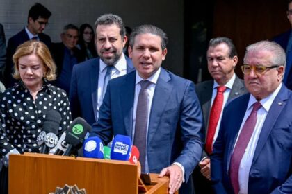 regulamentacao-de-trabalho-por-aplicativo-deve-ser-votada-em-abril