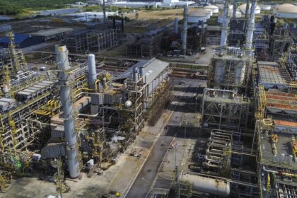 petrobras-reajusta-preco-do-diesel-em-r$-0,38-por-litro