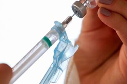 vacina-da-herpes-zoster-e-segura-para-pacientes-reumaticos,-diz-estudo