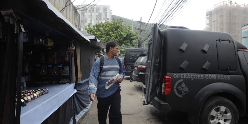 rio-de-janeiro:-operacao-da-pm-deixa-oito-mortos-no-morro-dos-prazeres
