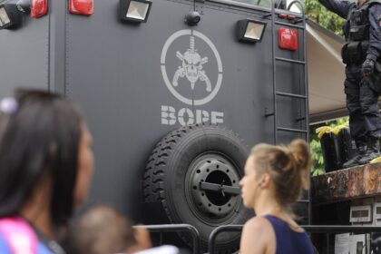 mprj-pede-imagens-de-cameras-dos-pms-da-operacao-no-morro-dos-prazeres