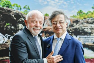 lula-e-petro-defendem-fortalecimento-do-multilateralismo-regional