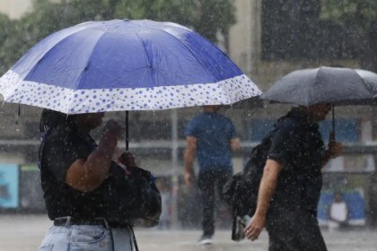 semana-comeca-com-alerta-laranja-de-chuvas-intensas-em-17-estados