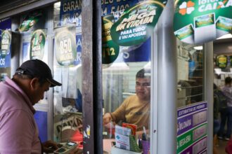 mega-sena-acumula-e-premio-principal-vai-para-r$-17-milhoes