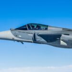 brasil-apresenta-primeiro-caca-f-39-gripen-fabricado-no-pais