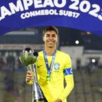 carlo-ancelotti-convoca-o-zagueiro-vitor-reis,-do-girona