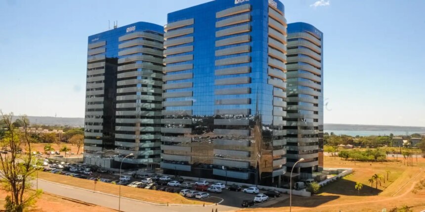 ibaneis-pede-r$-4-bi-a-fundo-garantidor-de-creditos-para-socorrer-brb