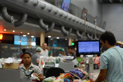 estudo-aponta-fatores-estruturais-para-inflacao-de-alimentos-no-brasil