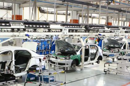 industria-nacional-avanca-0,9%-em-fevereiro