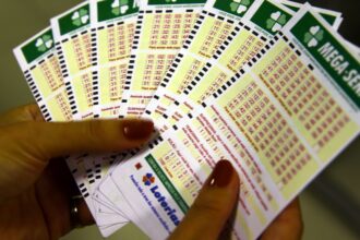 mega-sena-acumula-e-premio-principal-vai-para-r$-20-milhoes