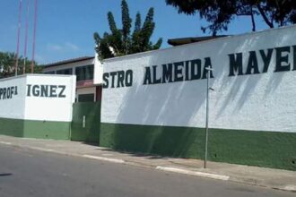 professora-sofre-ferimentos-durante-ataque-a-uma-escola-em-suzano