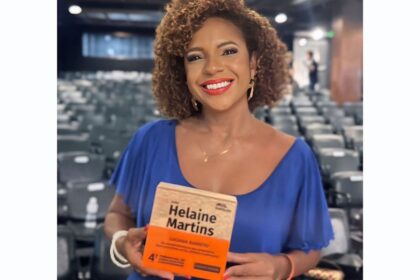 luciana-barreto-e-homenageada-no-4o-premio-mol-de-jornalismo