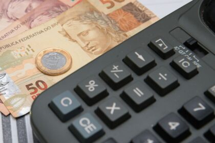 mesmo-com-guerra,-ipea-preve-crescimento-de-1,8%-do-pib