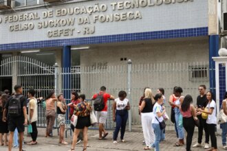 cefet-rio-abre-inscricoes-para-professor,-com-salarios-ate-r$-13-mil