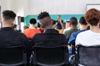 censo:-50%-de-alunos-cotistas-nas-federais-concluem-graduacao