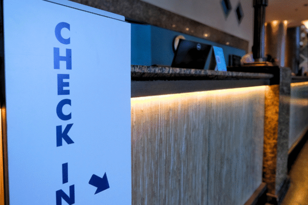 hospedagens-tem-ate-amanha-para-adotar-check-in-digital
