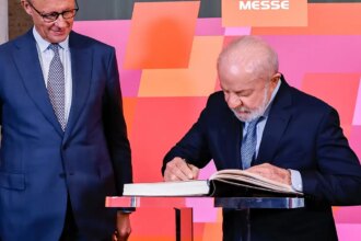 na-alemanha,-lula-defende-parceria-com-europa-na-descarbonizacao