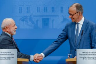 lula-e-merz-criticam-guerra-no-oriente-medio-e-ameacas-contra-cuba