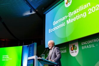 lula-fala-em-reciprocidade-apos-expulsao-de-delegado-dos-eua