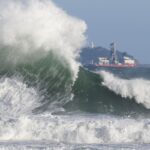 bombeiros-do-rj-realizaram-mais-de-8-mil-salvamentos-no-mar-em-2026