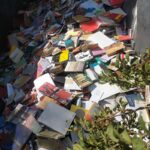 prefeitura-de-osasco-joga-no-lixo-livros-de-biblioteca-municipal